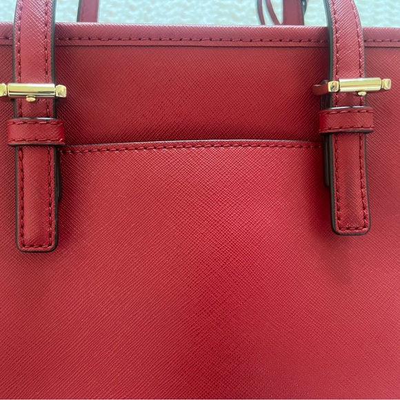 Jet Set Travel Extra-Small Saffiano Leather Top-Zip Tote Bag - Picture 5 of 8